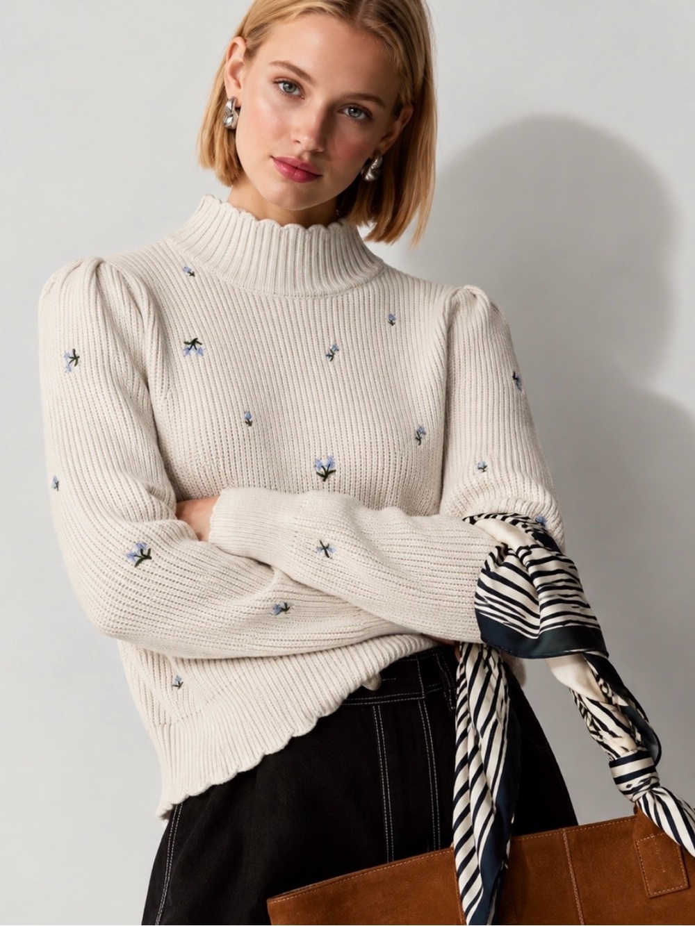 ASTR The Label Embroidered Floral Puff Sleeve Mock Neck Sweater XS